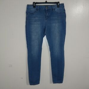 Royalty Women's Size 10 Blue Jeans
